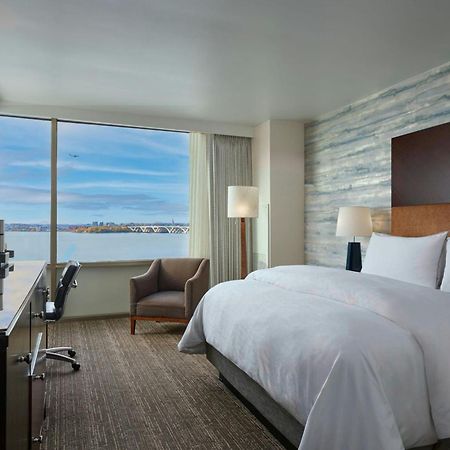 The Westin Washington National Harbor Hotel Exterior photo