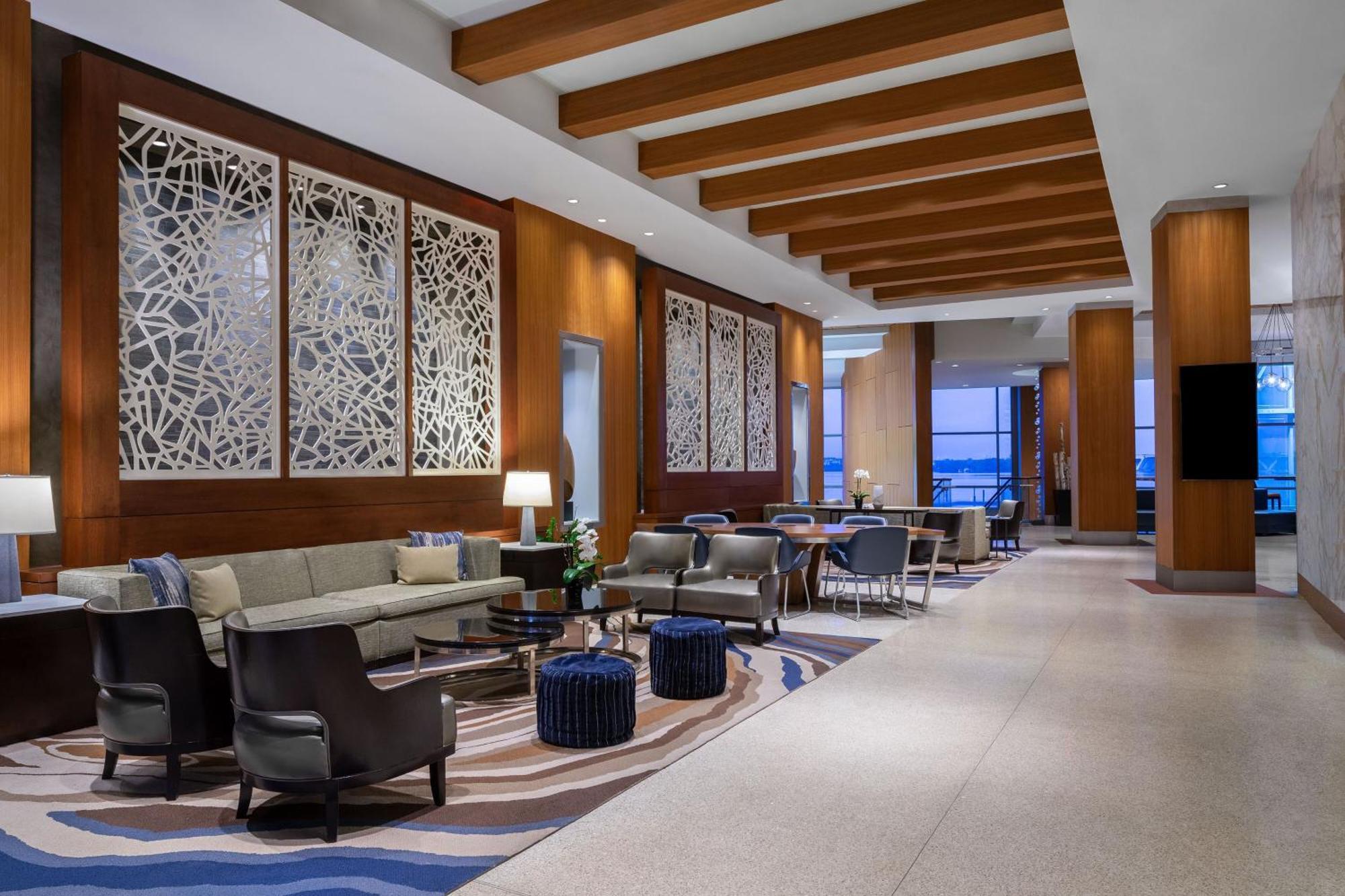 The Westin Washington National Harbor Hotel Exterior photo